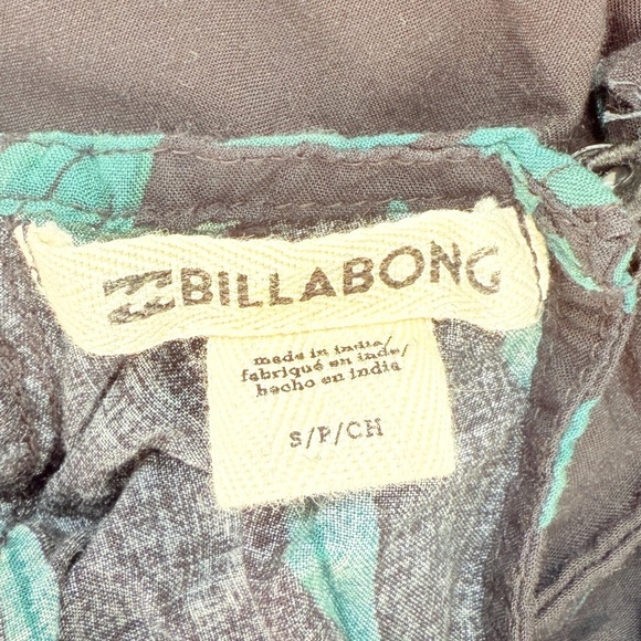 Billabong Floral Long Sleeve Belted Jumpsuit with Pockets (S) - Picture 8 of 9